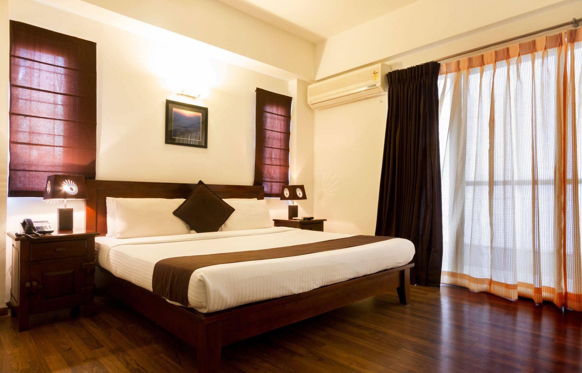Maple Suites, Serviced Apartments Бангалор Экстерьер фото