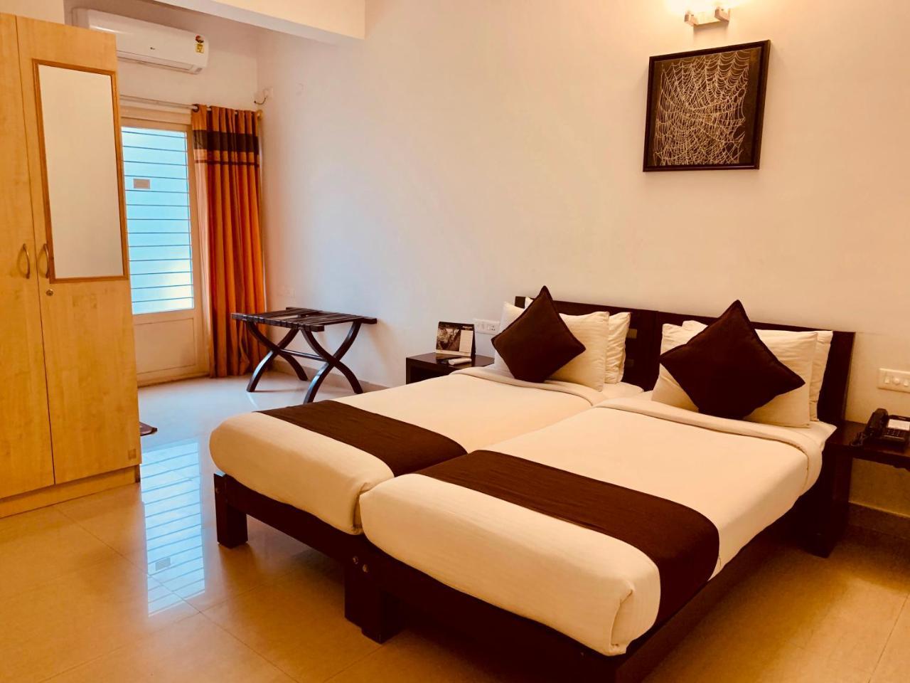 Maple Suites, Serviced Apartments Бангалор Экстерьер фото