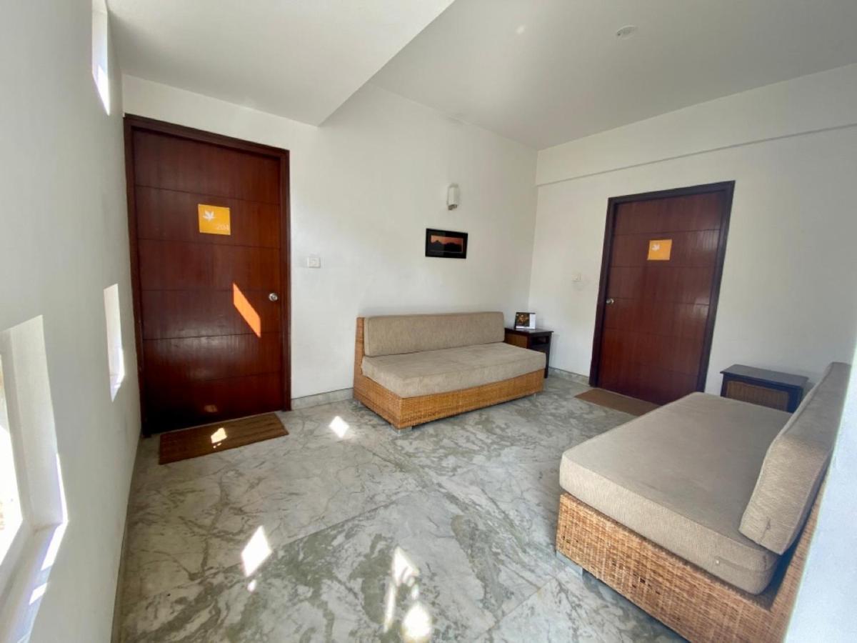 Maple Suites, Serviced Apartments Бангалор Экстерьер фото