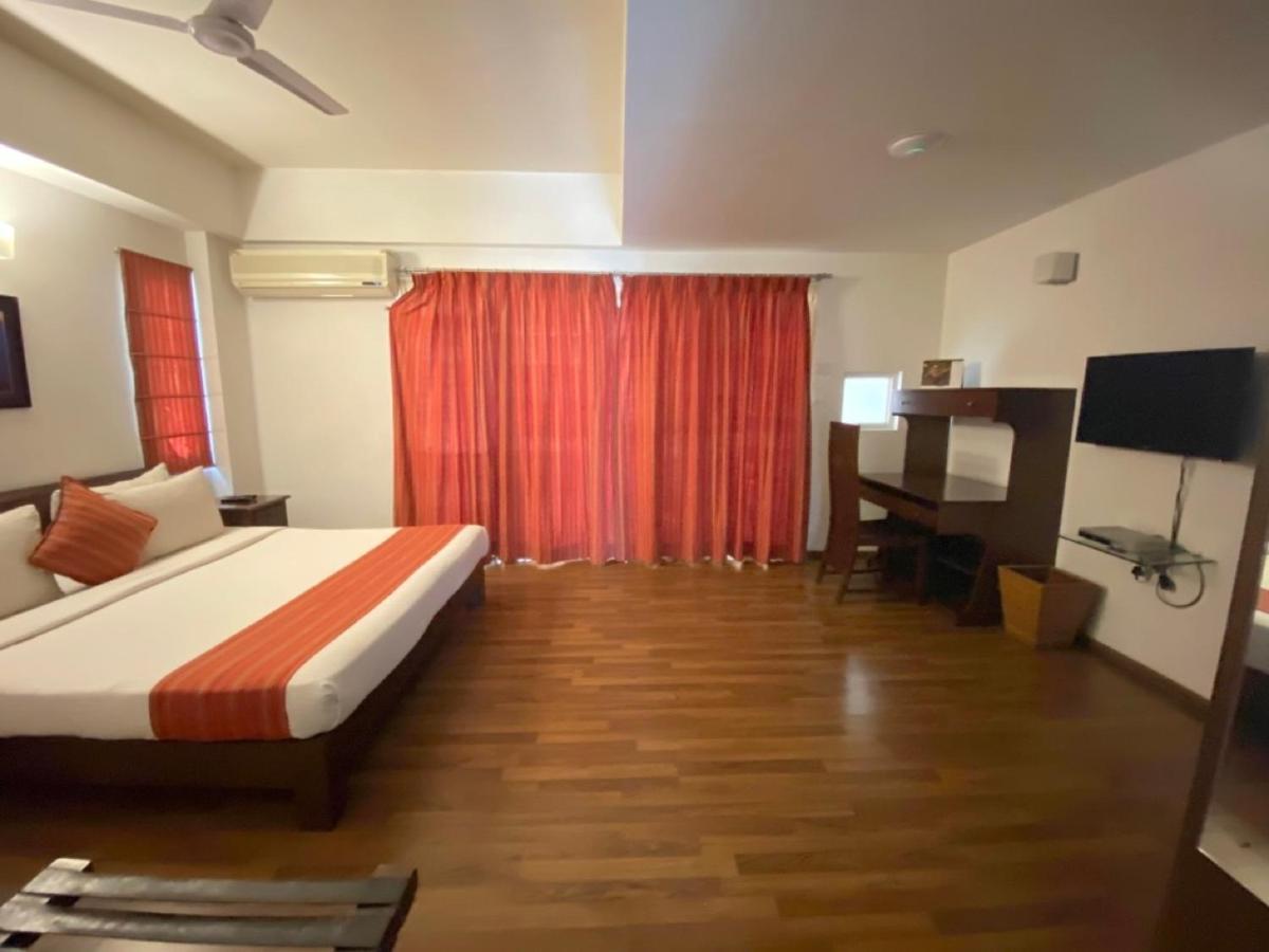 Maple Suites, Serviced Apartments Бангалор Экстерьер фото